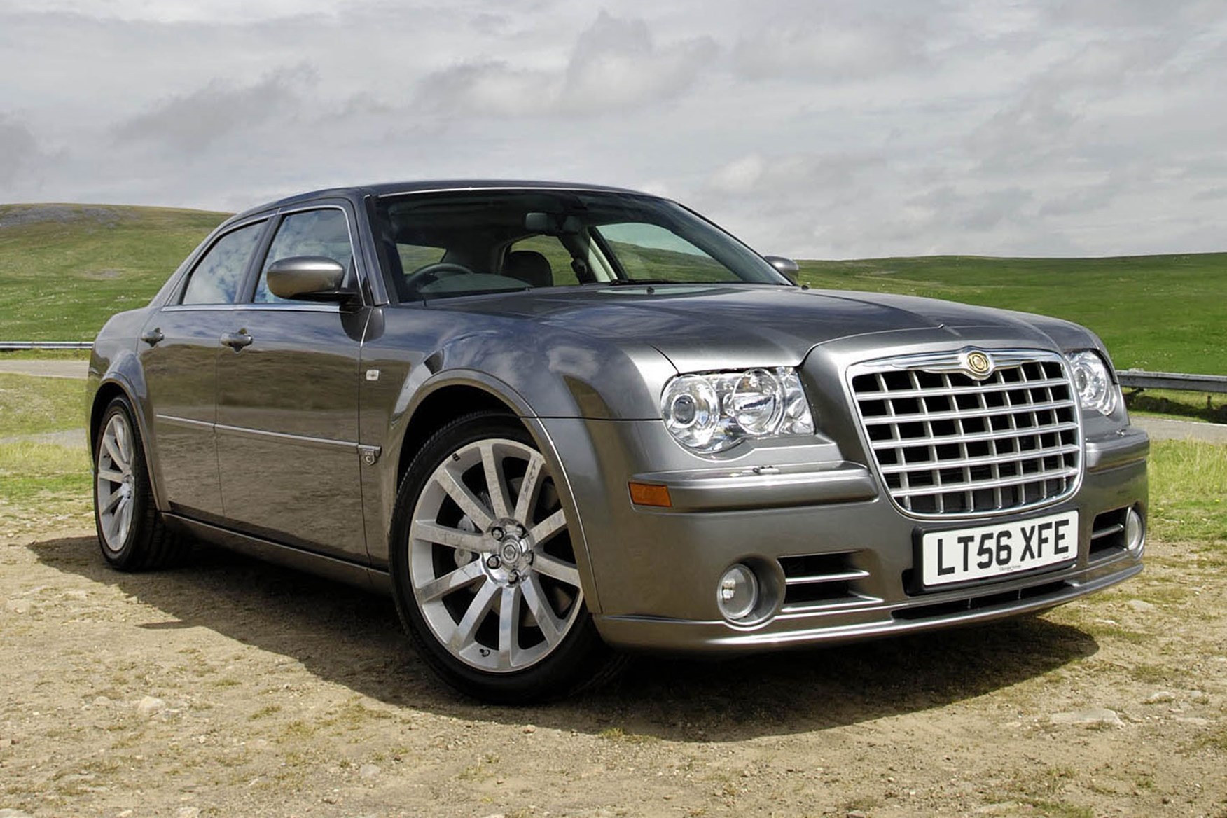 Chrysler 300C Used car buying guide Parkers