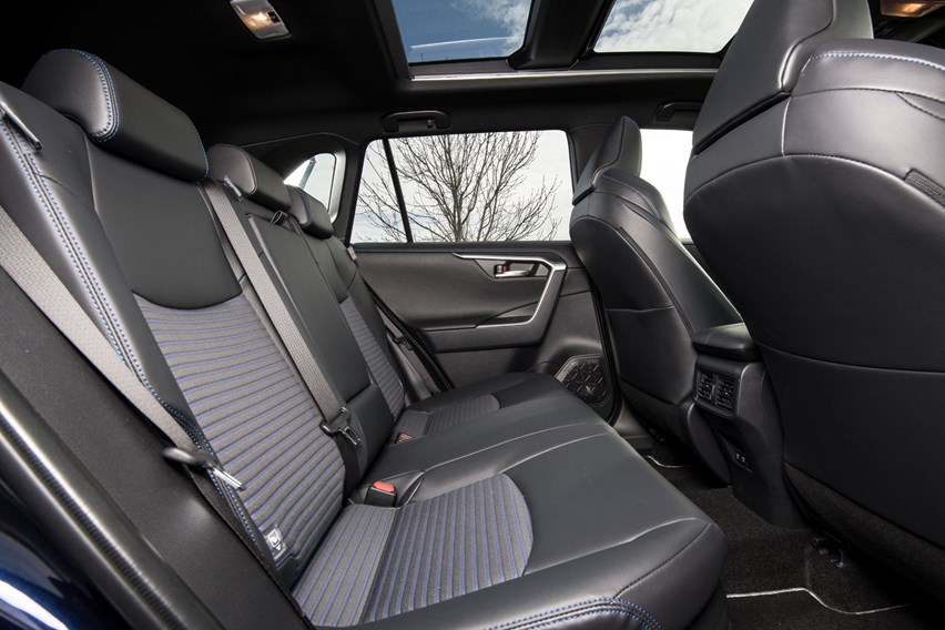 Toyota RAV4 (2021) Practicality, Boot Space & Dimensions Parkers