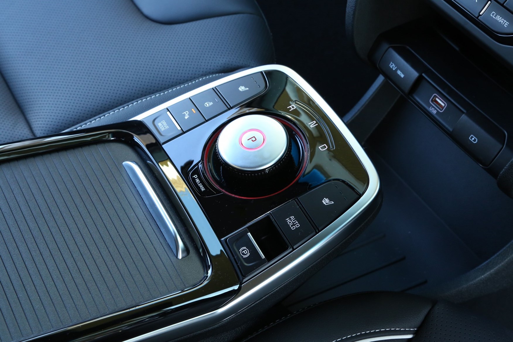 Kia eNiro (2021) Practicality, Boot Space & Dimensions Parkers