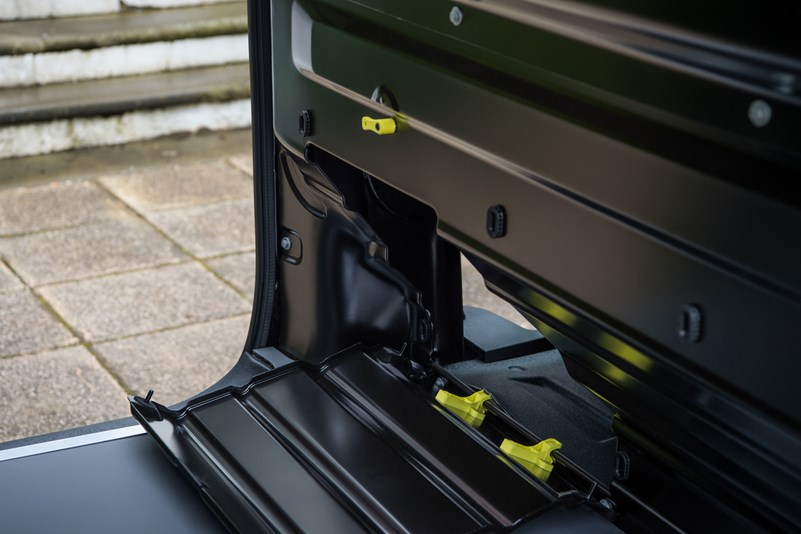 Vauxhall Vivaro van dimensions (2019on), capacity, payload, volume