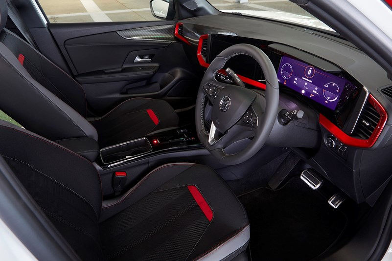 Vauxhall Mokka (2022) Interior Layout, Dashboard & Infotainment Parkers