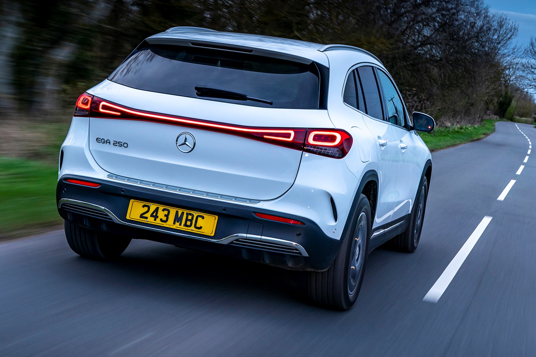 Mercedes-Benz EQA Review (2022) | Parkers