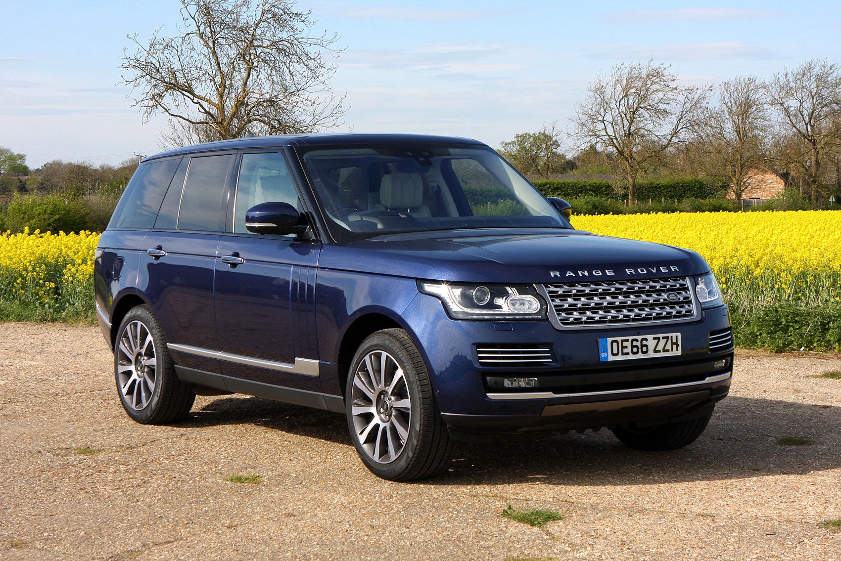 Best luxury SUVs 2021 Parkers