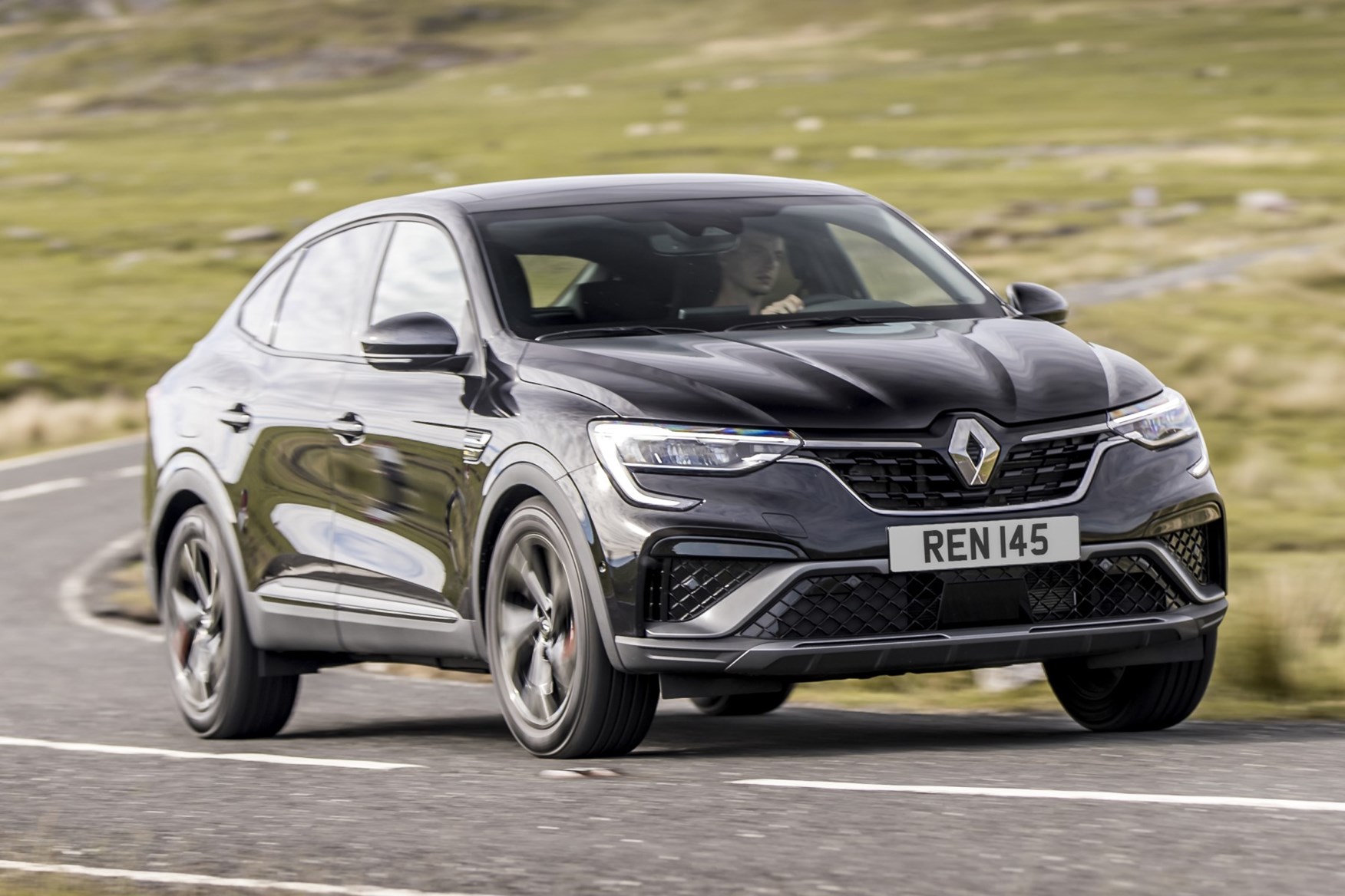 Renault Arkana review (2021) driving