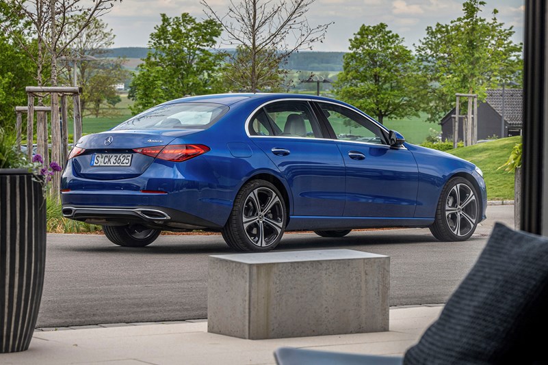 MercedesBenz CClass (2022) MPG, Running Costs, Economy & CO2 Parkers