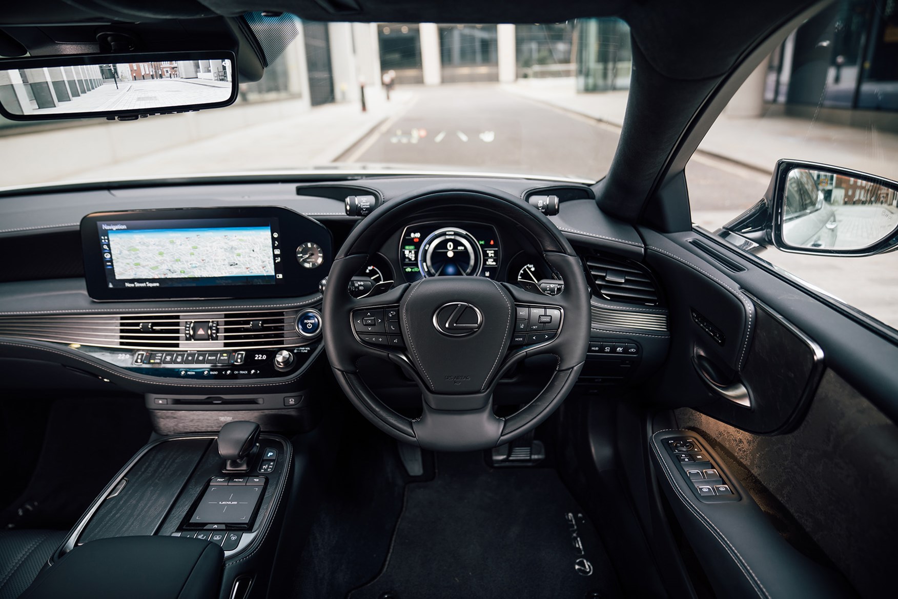 Lexus Ls Review 22 Parkers
