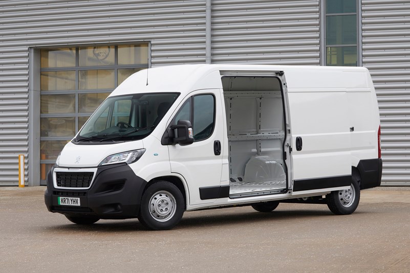 Peugeot eBoxer dimensions, payload and specs Parkers Peugeot eBoxer dimensions, payload and specs Parkers