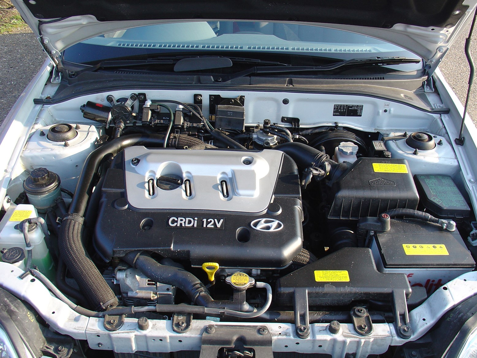 Какой двигатель на акценте. Хендай акцент 2009 года двигатель. Хендай акцент 2.0. Двигатель 1.5 CRDI Hyundai Accent. Двигатель Хендай акцент 1 и 2 в.