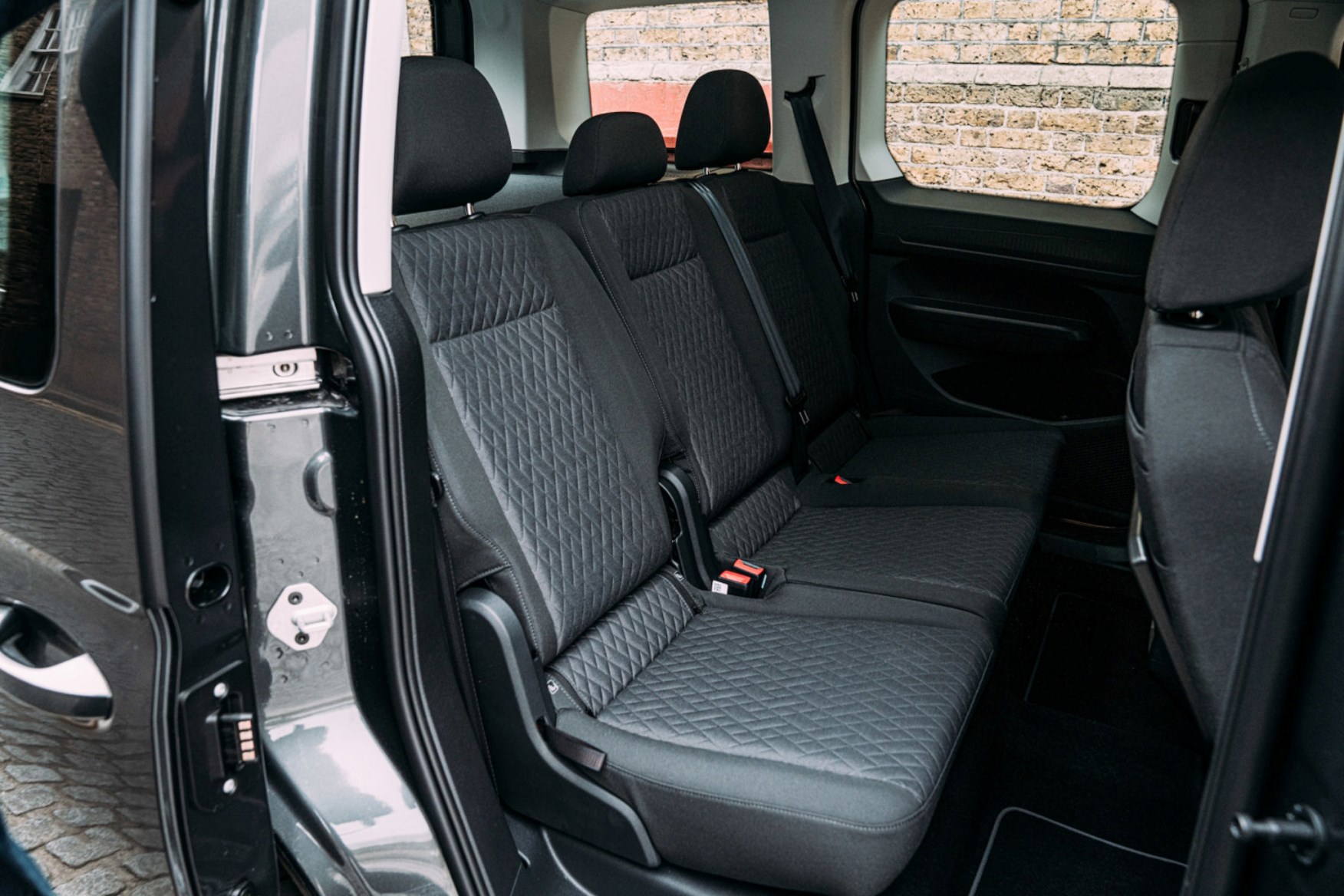 Volkswagen Caddy MPV (2022) interior, tech and comfort Parkers