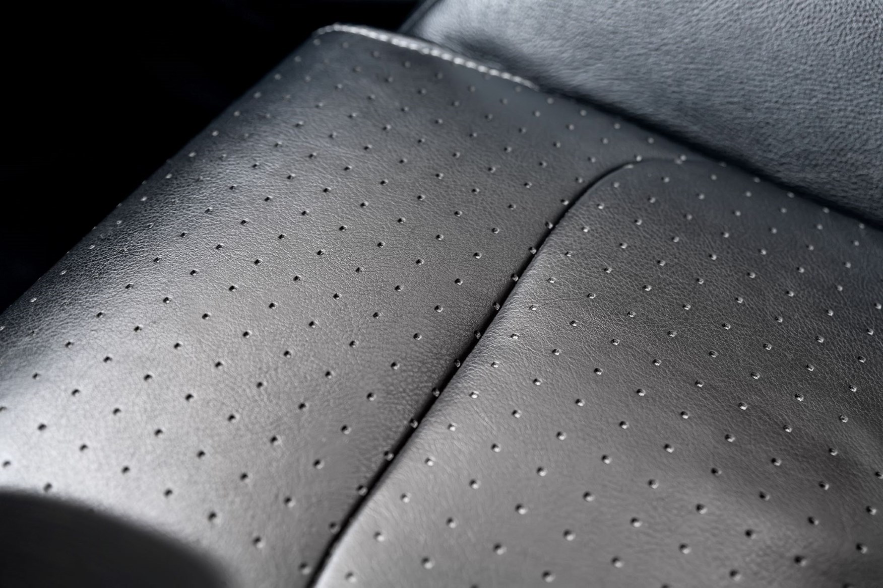 The best leather car seat covers for a classy interior Parkers