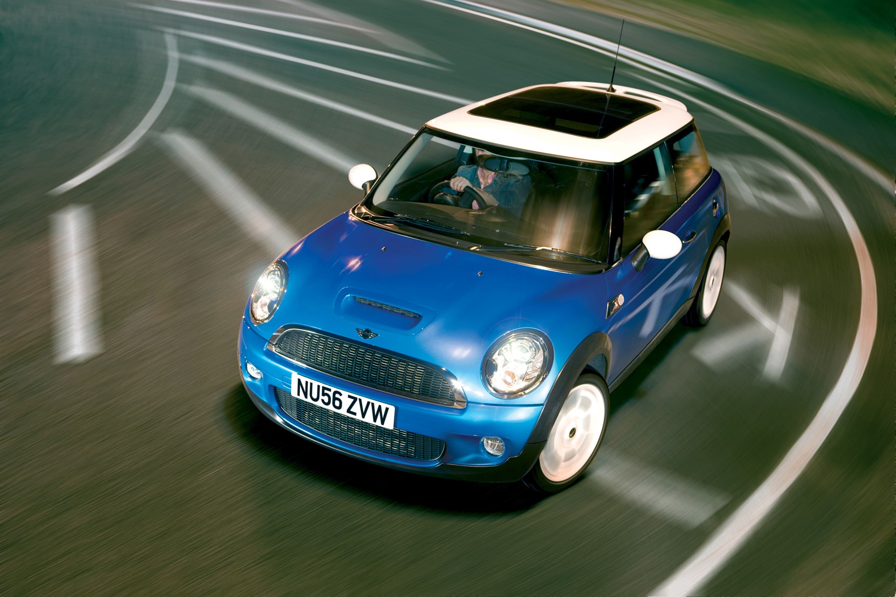 Интересные мини. Mini Cooper s 2009 1.6 175. · Mini · Cooper s · II (2006—2010). Porsche мини Купер. Mini Cooper s 2006 Hatchback.