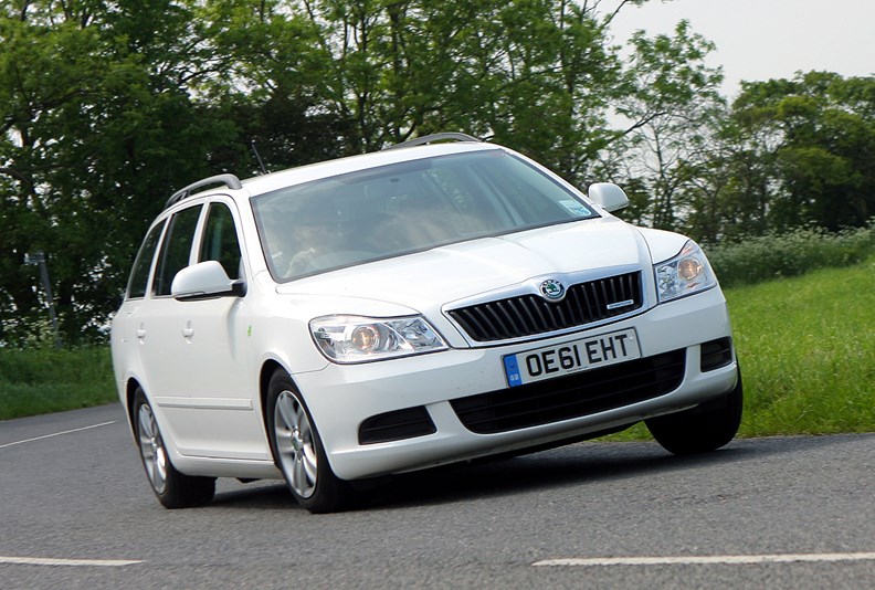 Used Skoda Octavia Estate (2005 - 2013) Engines | Parkers