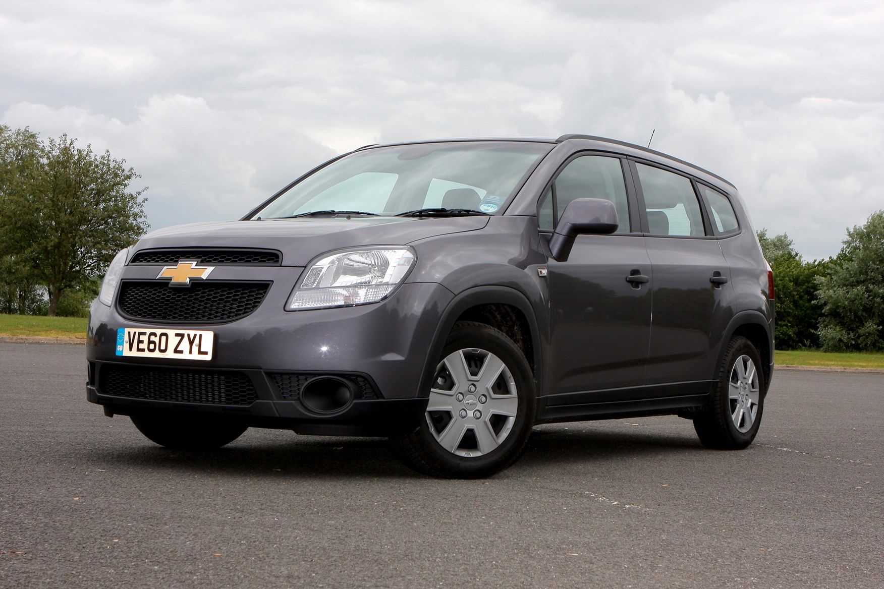 Chevrolet orlando фото