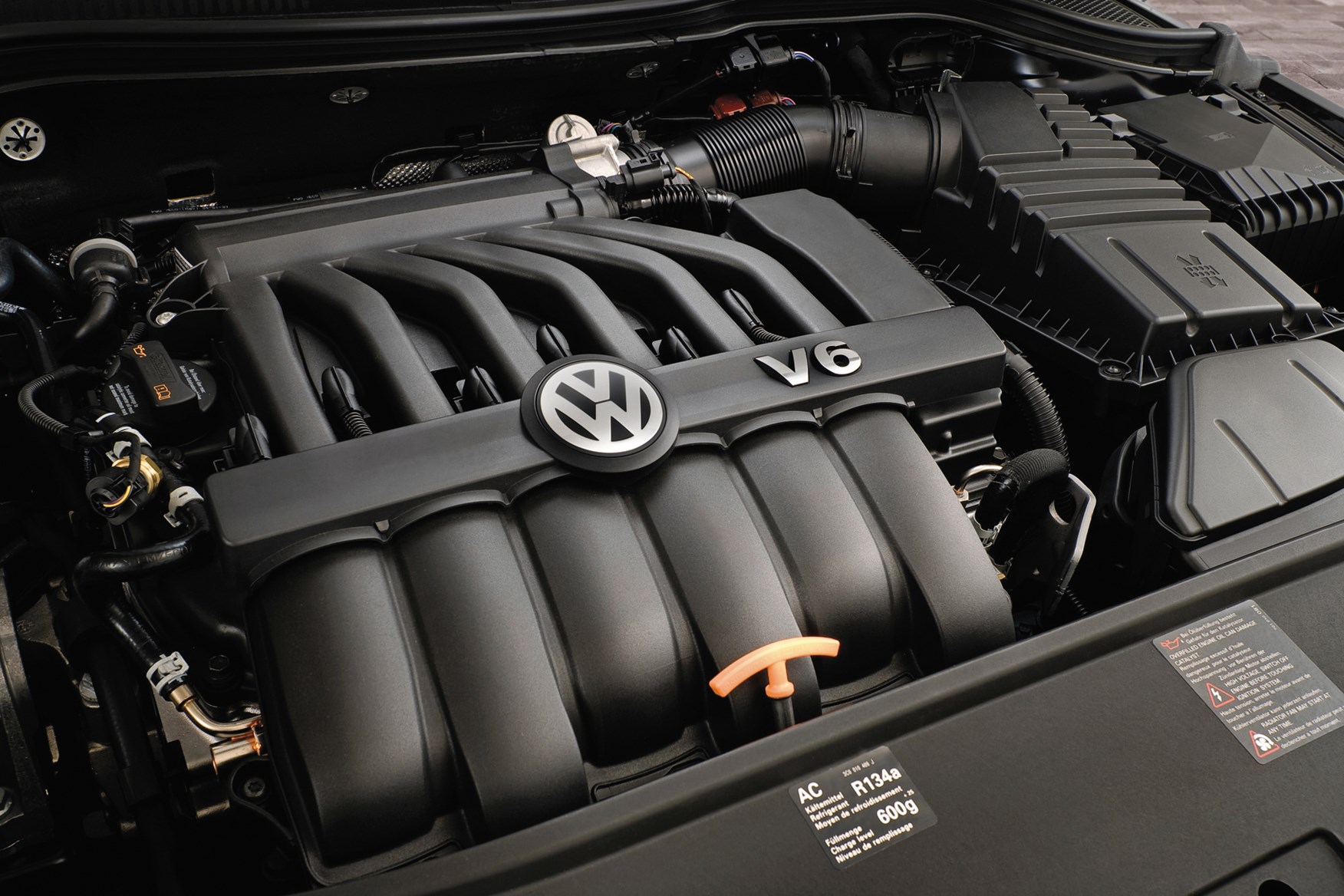 Volkswagen двигатели отзывы. Фольксваген Пассат СС v6. Фольксваген Пассат СС двигатель 3.6. Passat cc 3.6 vr6. Volkswagen Passat мотор v6.