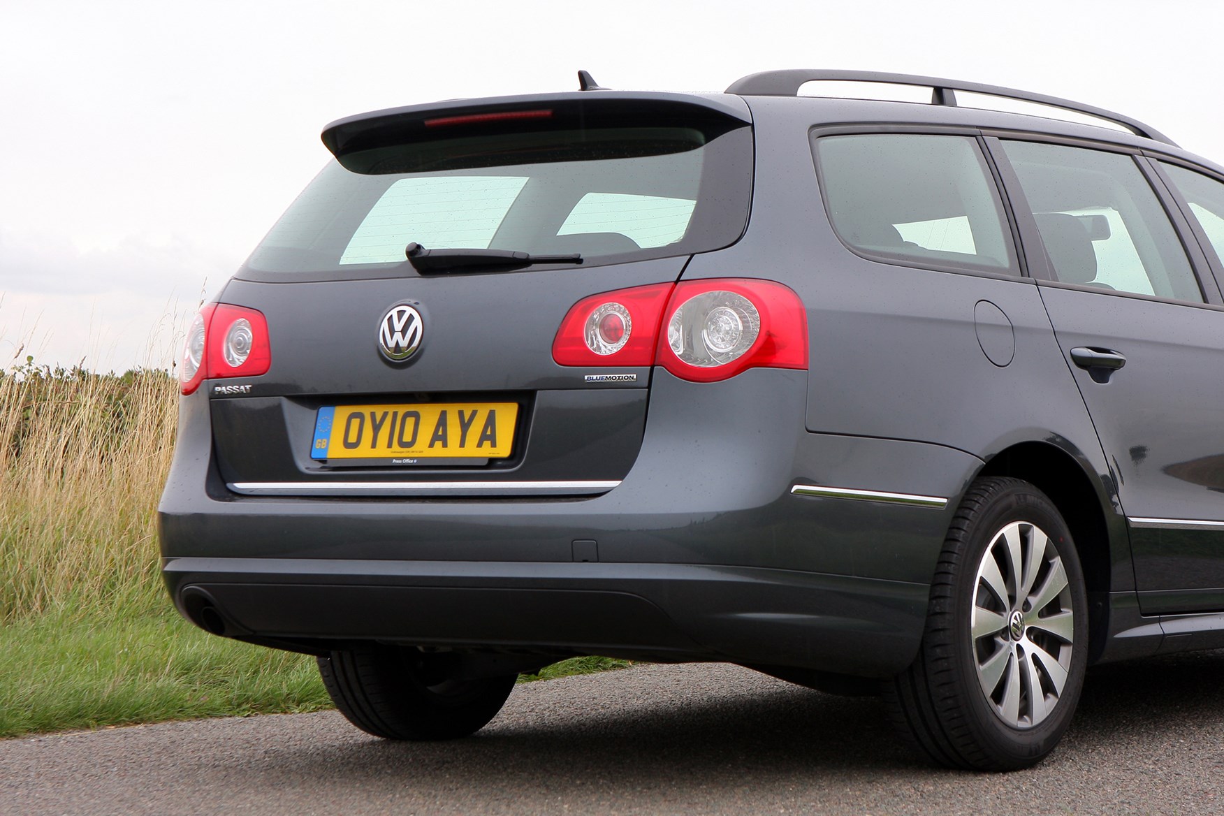 Used Volkswagen Passat Estate (2005 - 2011) Review | Parkers