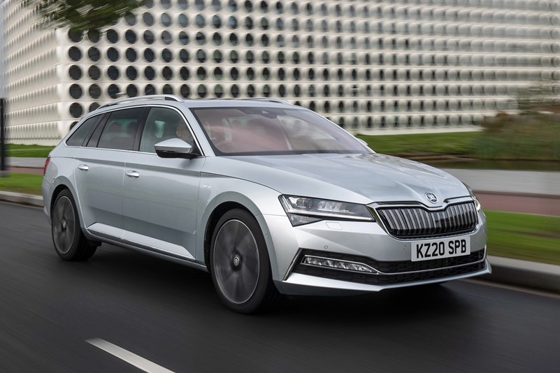 Skoda Superb Estate Review (2022) | Parkers