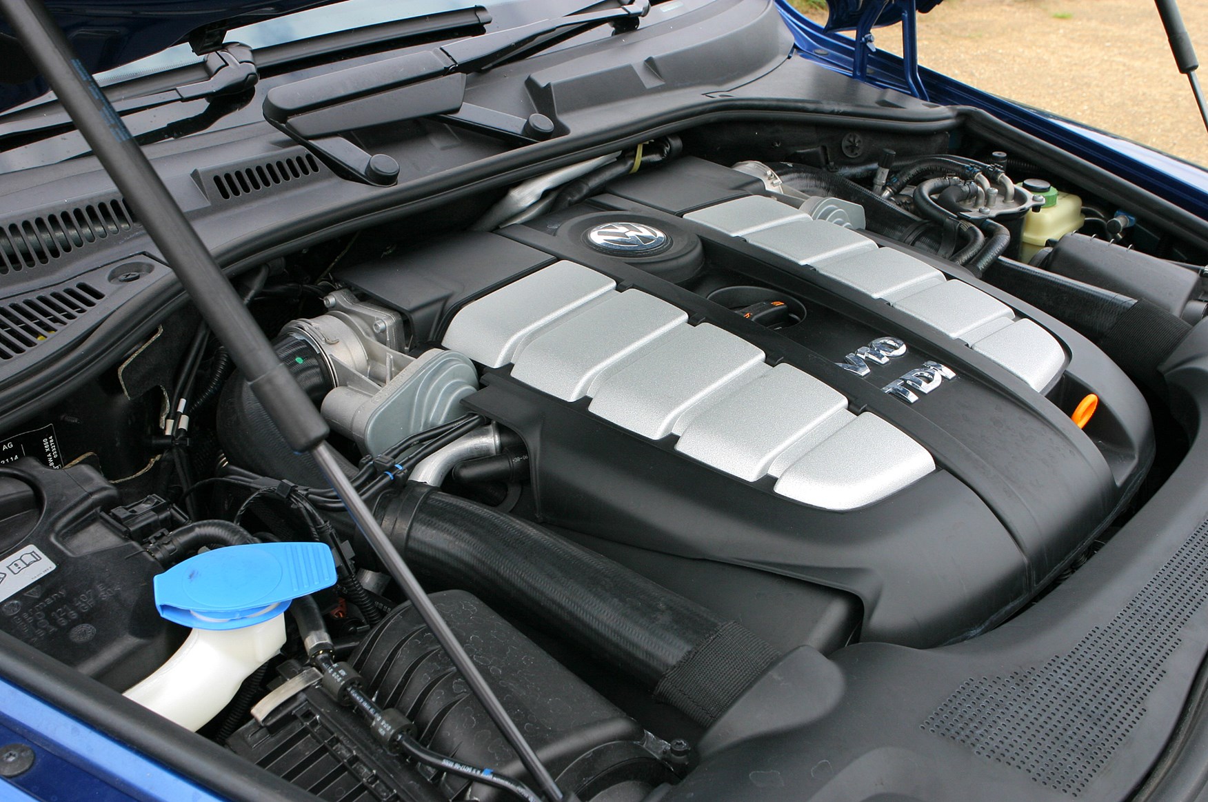 Фольксваген 3 литра дизель. Двигатель Volkswagen Touareg 4.2 Лонг. Мотор Туарег 2008. 3.6 FSI Touareg мотор. Туарег r50.