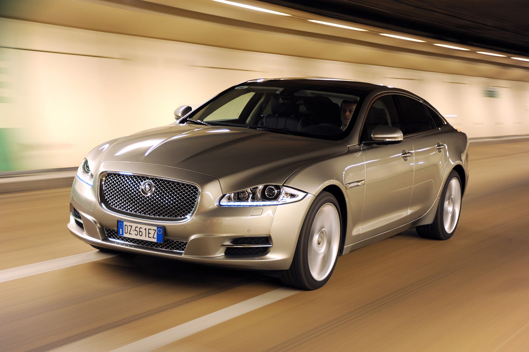 Jaguar XJ Saloon (2010 - 2019) running costs and reliability.