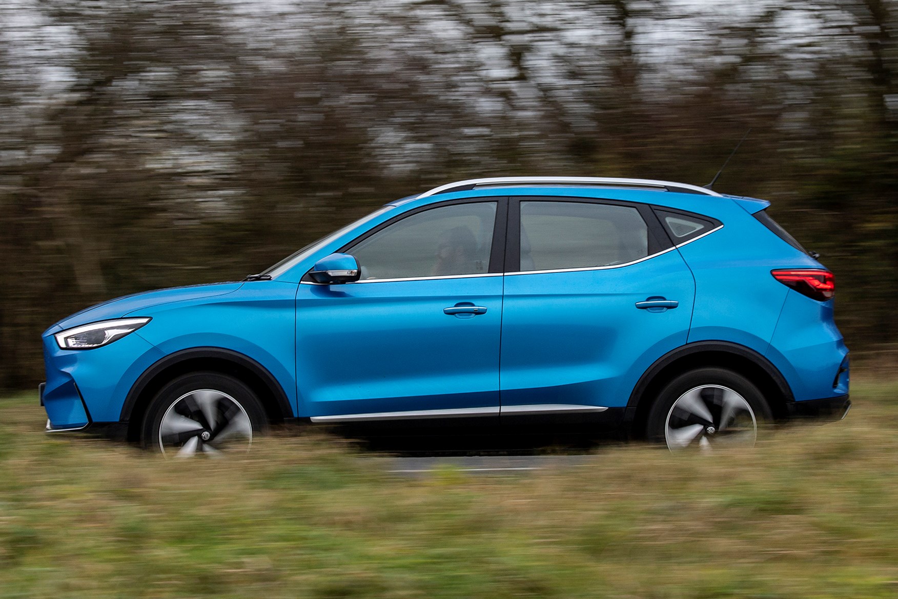 MG ZS EV Review (2022) Parkers