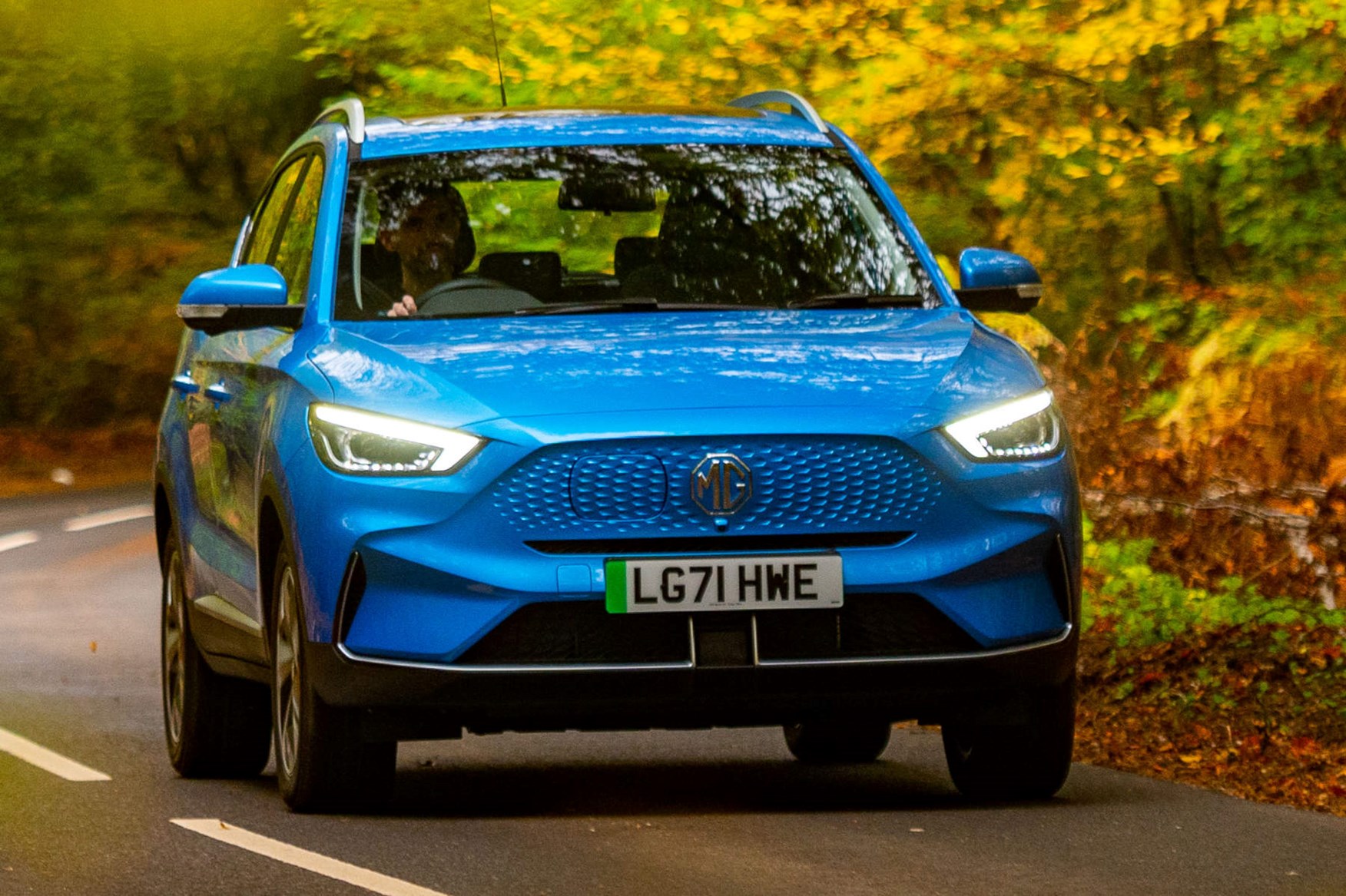 MG ZS EV Review (2022) Parkers