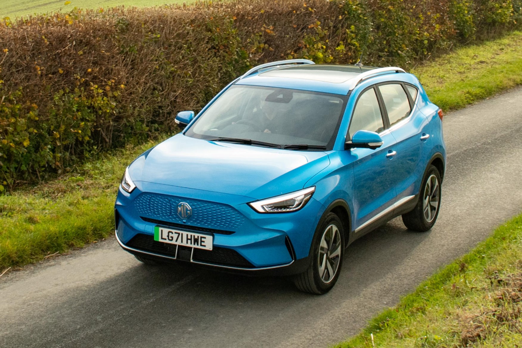 MG ZS EV Review (2022) Parkers