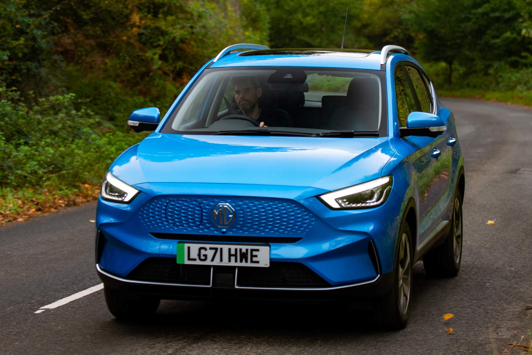 MG ZS EV Review (2022) Parkers
