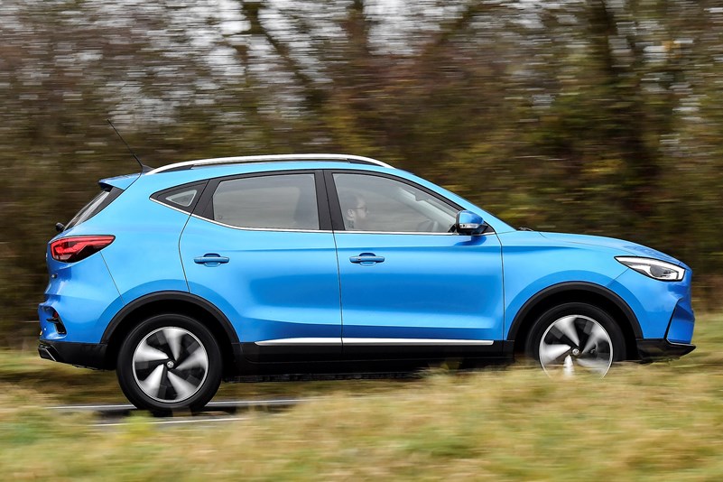 MG ZS EV Review (2022) Parkers