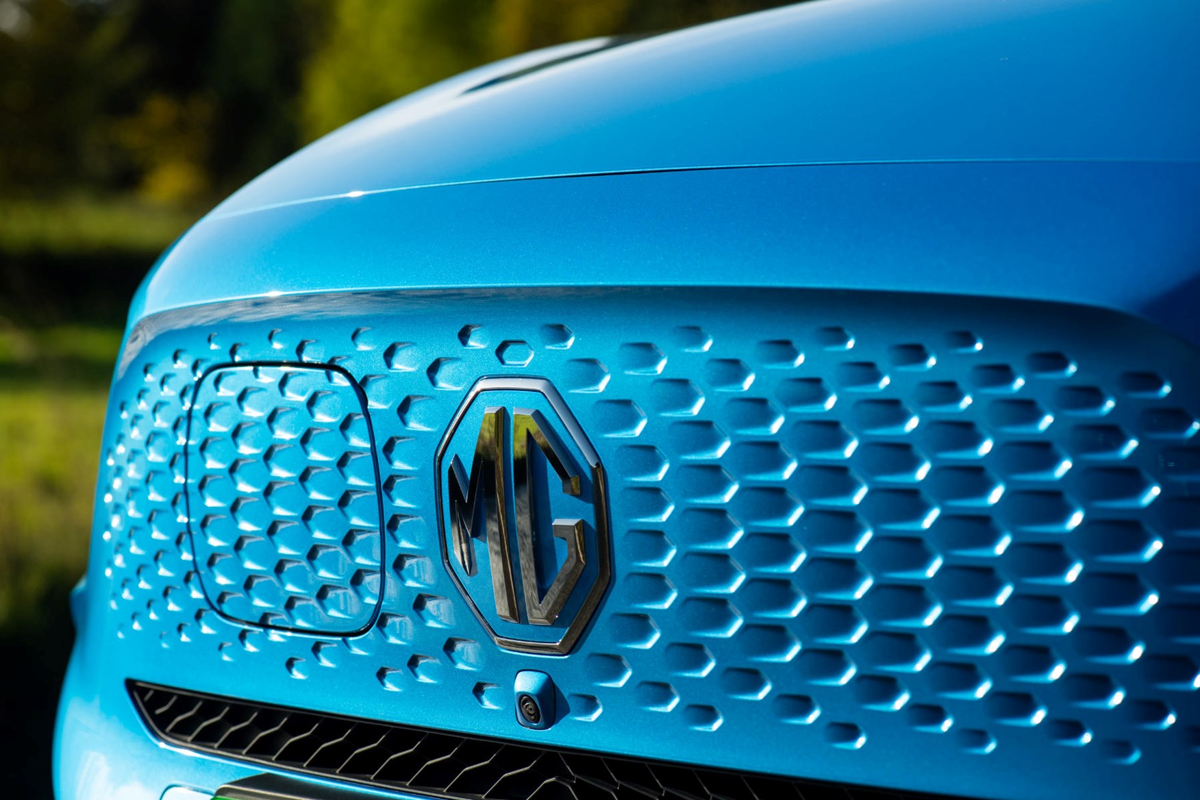 MG ZS EV Review (2022) Parkers