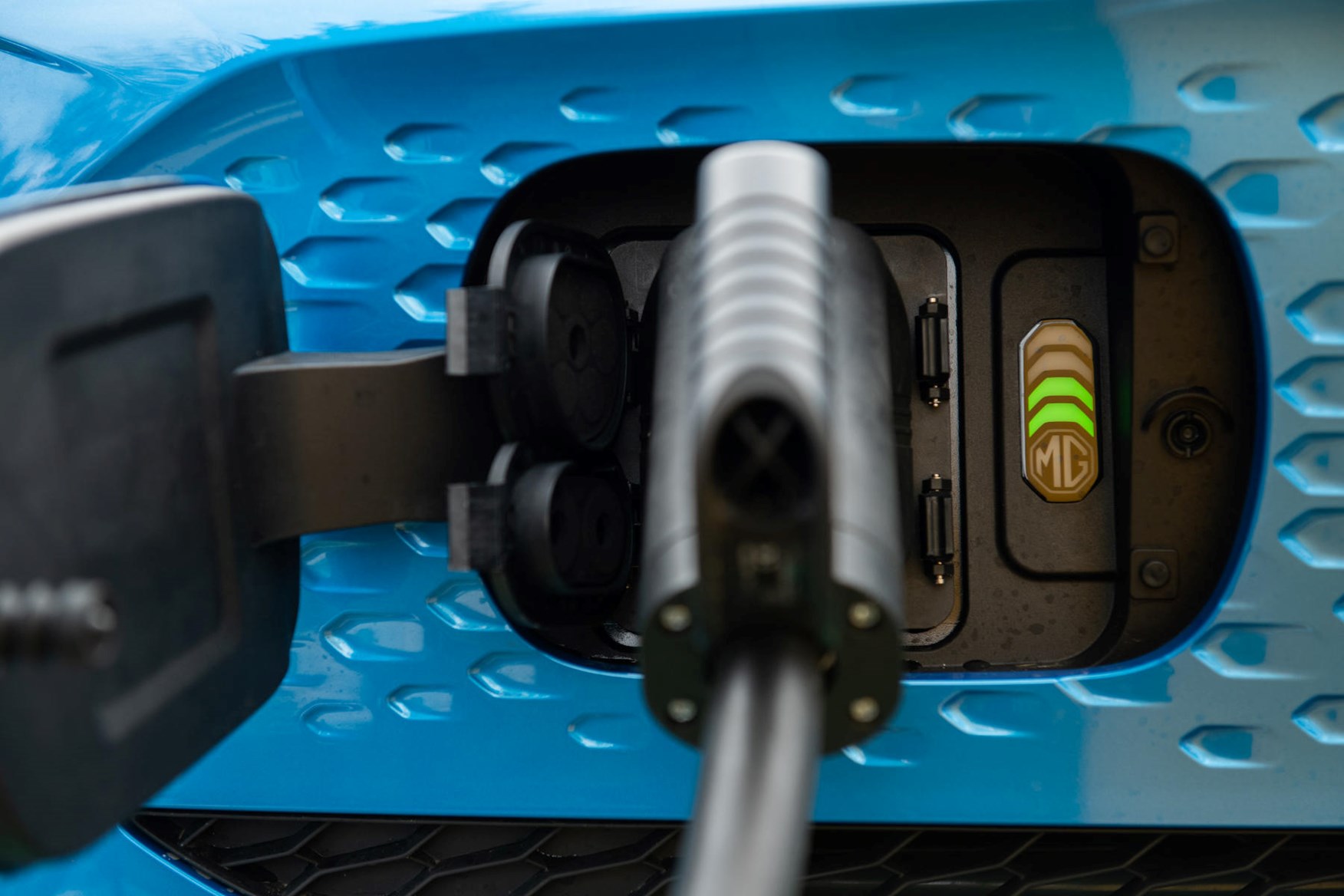 MG ZS EV Review (2022) Parkers