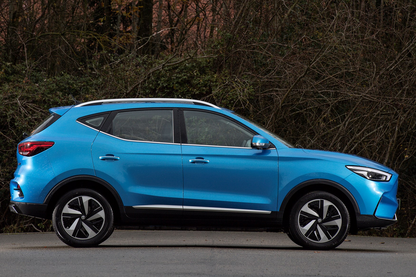MG ZS EV Review (2022) Parkers