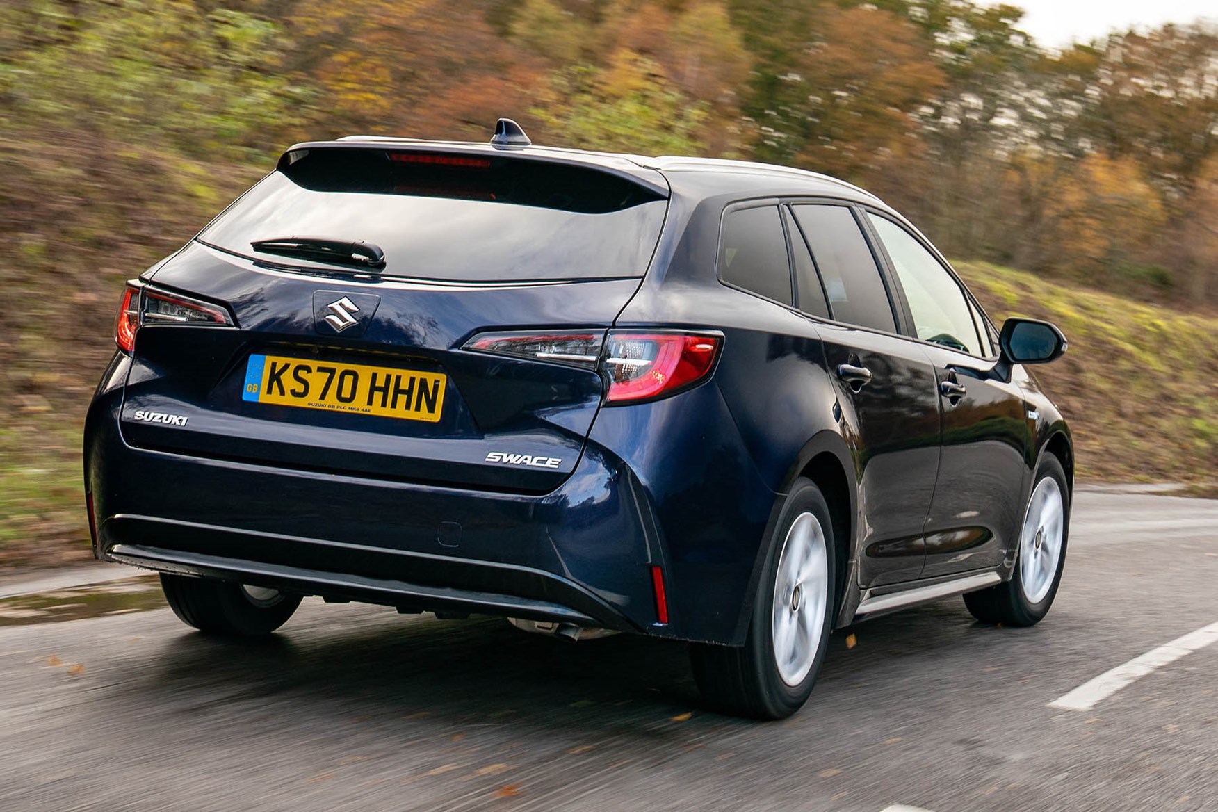 Suzuki Swace Review (2022) | Parkers