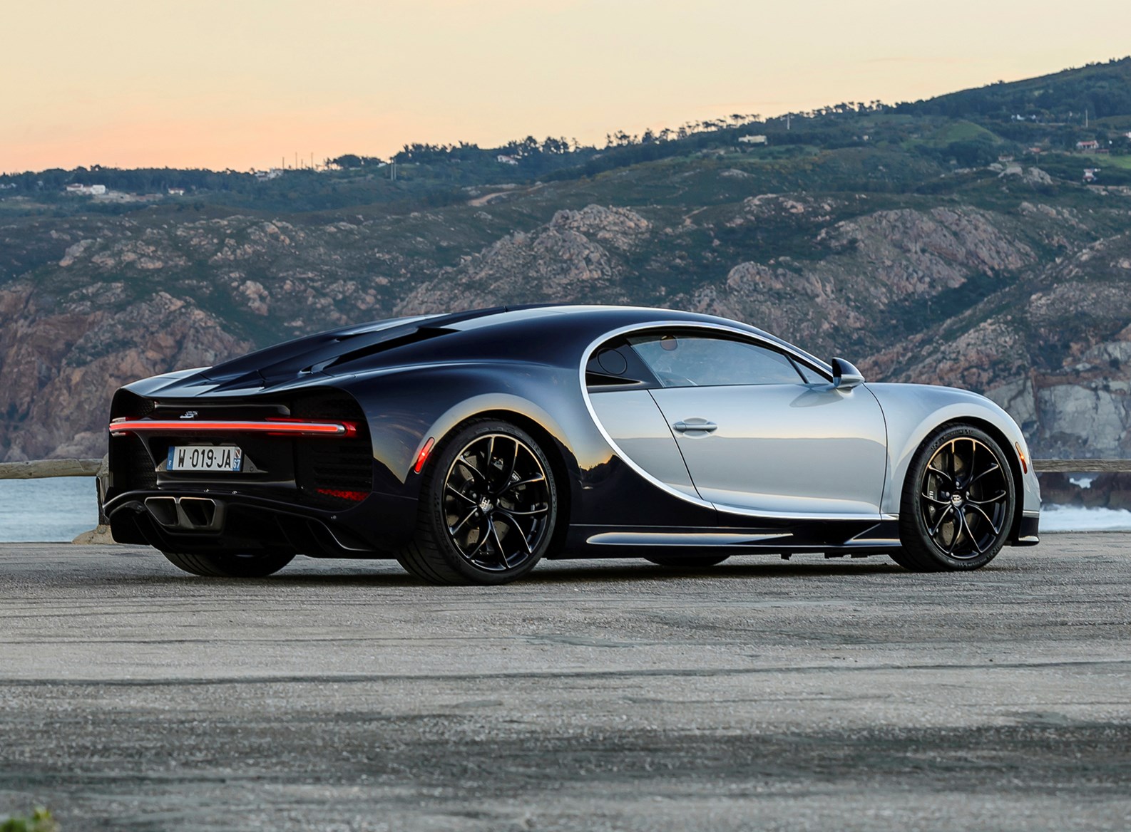 Bugatti chiron super sport 2021. Bugatti chiron sport 2018. Bugatti chiron салон. Bugatti chiron super sport 2021. 0 amt 2019.