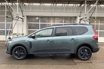 Dacia Jogger SUV (22 on) 1.6 HEV Extreme 5dr Auto For Sale - Lookers Dacia Stockport, Stockport