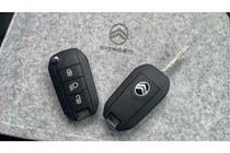 Citroen C4X Saloon (22 on) 1.2 Hybrid [136] Plus 5dr e-DCS6 For Sale - Vertu Citroen Worcester, Blackpole