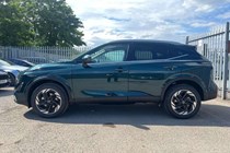 Nissan Qashqai SUV (21 on) 1.3 DiG-T MH N-Connecta [Glass Roof] 5dr For Sale - Lookers Nissan Newcastle, Newcastle