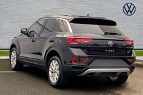 Volkswagen T-Roc SUV (17 on) 1.5 TSI Match 5dr DSG For Sale - Lookers Volkswagen Battersea, Battersea