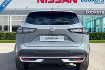 Nissan Qashqai SUV (21 on) 1.3 DiG-T MH N-Connecta [Glass Roof] 5dr For Sale - Lookers Nissan Leeds, Leeds