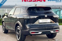 Nissan Qashqai SUV (21 on) 1.3 DiG-T MH N-Connecta [Glass Roof] 5dr For Sale - Lookers Nissan Leeds, Leeds