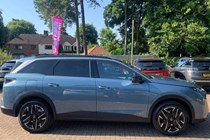 Peugeot 5008 SUV (24 on) 1.2 Hybrid 136 Allure 5dr e-DSC6 For Sale - Stellantis &You Guildford, Godalming