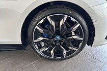 BMW i5 Saloon (23 on) 250kW eDr40 M Sport Pro 84kWh 4dr Auto Comf+/22kW For Sale - Lookers BMW Stoke, Stoke