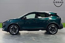 Nissan Qashqai SUV (21 on) 1.3 DiG-T MH N-Connecta [Glass Roof] 5dr For Sale - Nissan Belfast, Belfast