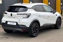 Renault Captur (20 on) 1.6 E-Tech Full Hybrid 145 Esprit Alpine 5dr Auto For Sale - Lookers Renault Stockport, Stockport