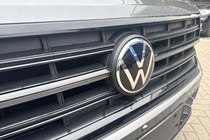 Volkswagen Touareg SUV (18 on) 3.0 V6 TDI 4Motion 286 Black Edition 5dr Tip Auto For Sale - Lookers Volkswagen Guildford, Guildford