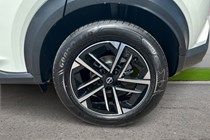 Nissan Juke SUV (19 on) 1.6 Hybrid N-Connecta 5dr Auto For Sale - Glyn Hopkin Nissan Ipswich, Ipswich