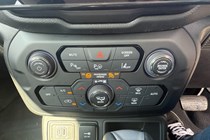 Jeep Renegade (15 on) 1.5 e-Hybrid Altitude 5dr DCT For Sale - Stoneacre Stoke, Stoke-on-Trent