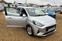 Hyundai i10 Hatchback (20 on) SE Connect 1.0 MPi 67PS 5d For Sale - Angmering Car Sales, LITTLEHAMPTON