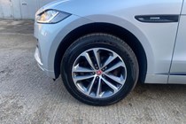 Jaguar F-Pace (16-24) 2.0d R-Sport AWD 5d Auto For Sale - One 2 One Autos, Windsor