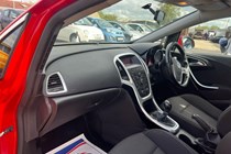 Vauxhall Astra Hatchback (09-15) 1.4T 16V SRi (140bhp) (06/12-) 5d For Sale - MB Cars Swindon, Swindon