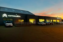 Citroen e-C4 Hatchback (21 on) 100kW Shine Plus 50kWh 5dr Auto For Sale - W R Davies Prestatyn Citroen, Prestatyn