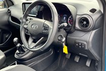 Hyundai i10 Hatchback (20 on) SE Connect 1.0 MPi 67PS AMT auto 5d For Sale - St Michaels Garage Sittingbourne, Sittingbourne